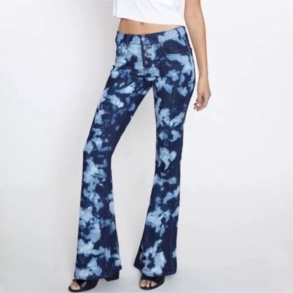 LF Carmar Bleach Tie Dye Flare Jeans Size 26